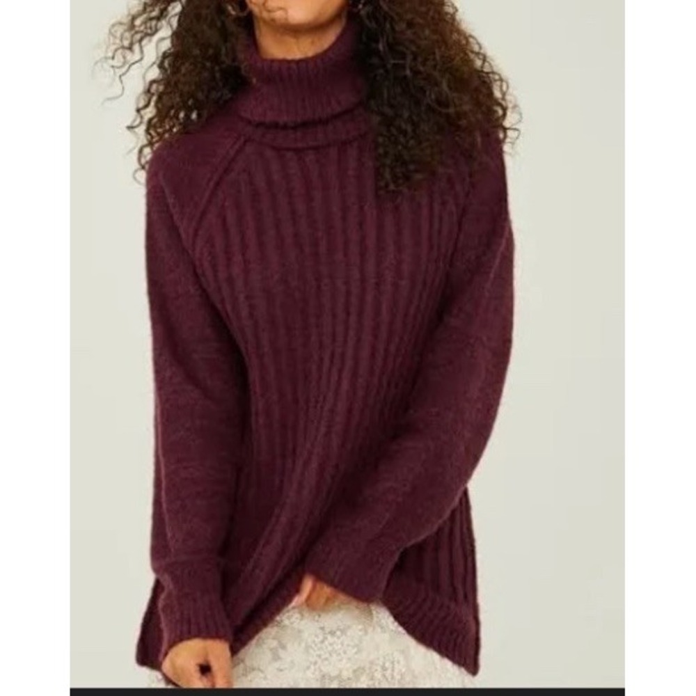 Altar'd‎ State Womens Tara Turtleneck Tunic Sweater Fuzzy Cozy Long Burgundy S